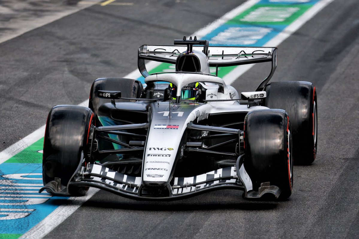 First race completed for our new team a very important milestone. Good qualifying yesterday, good execution today. Now we know where we are. A lot of work ahead.

Primera carrera completada para nuestro nuevo equipo, un logro muy importante. Buena clasificación ayer, buena