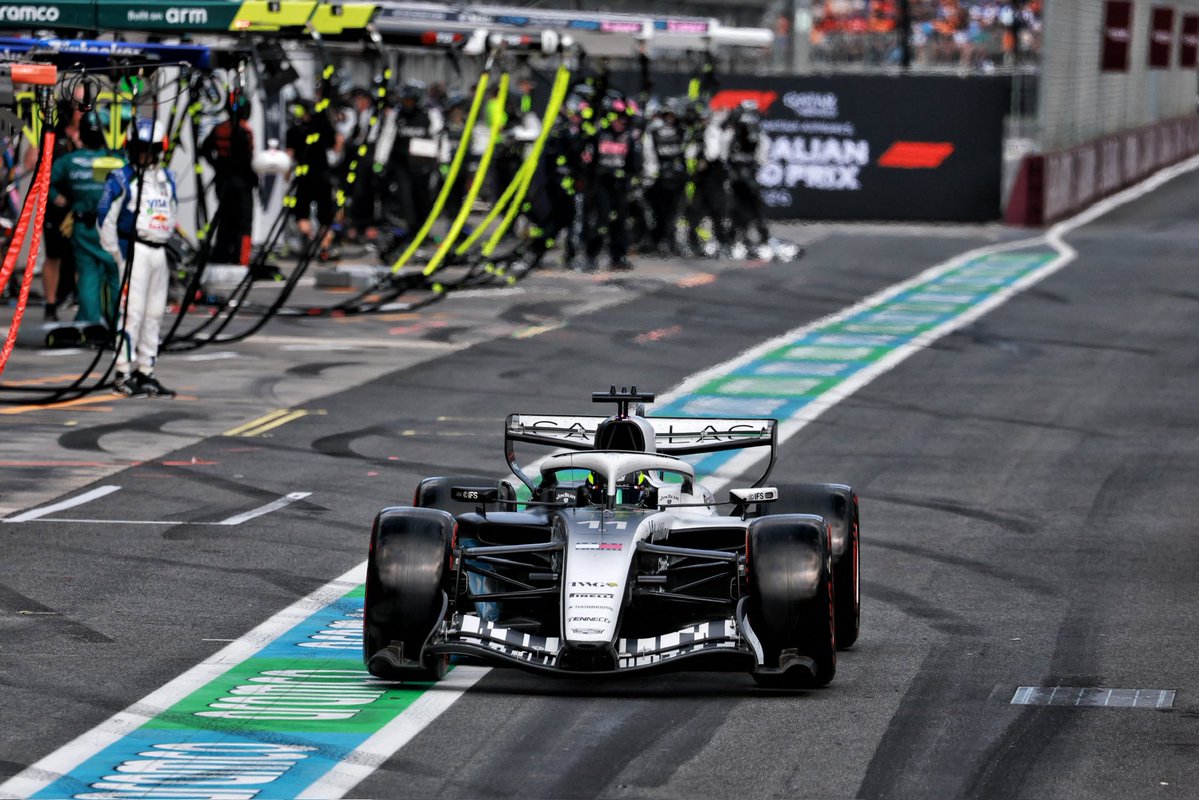 Sergio Pérez tweet media