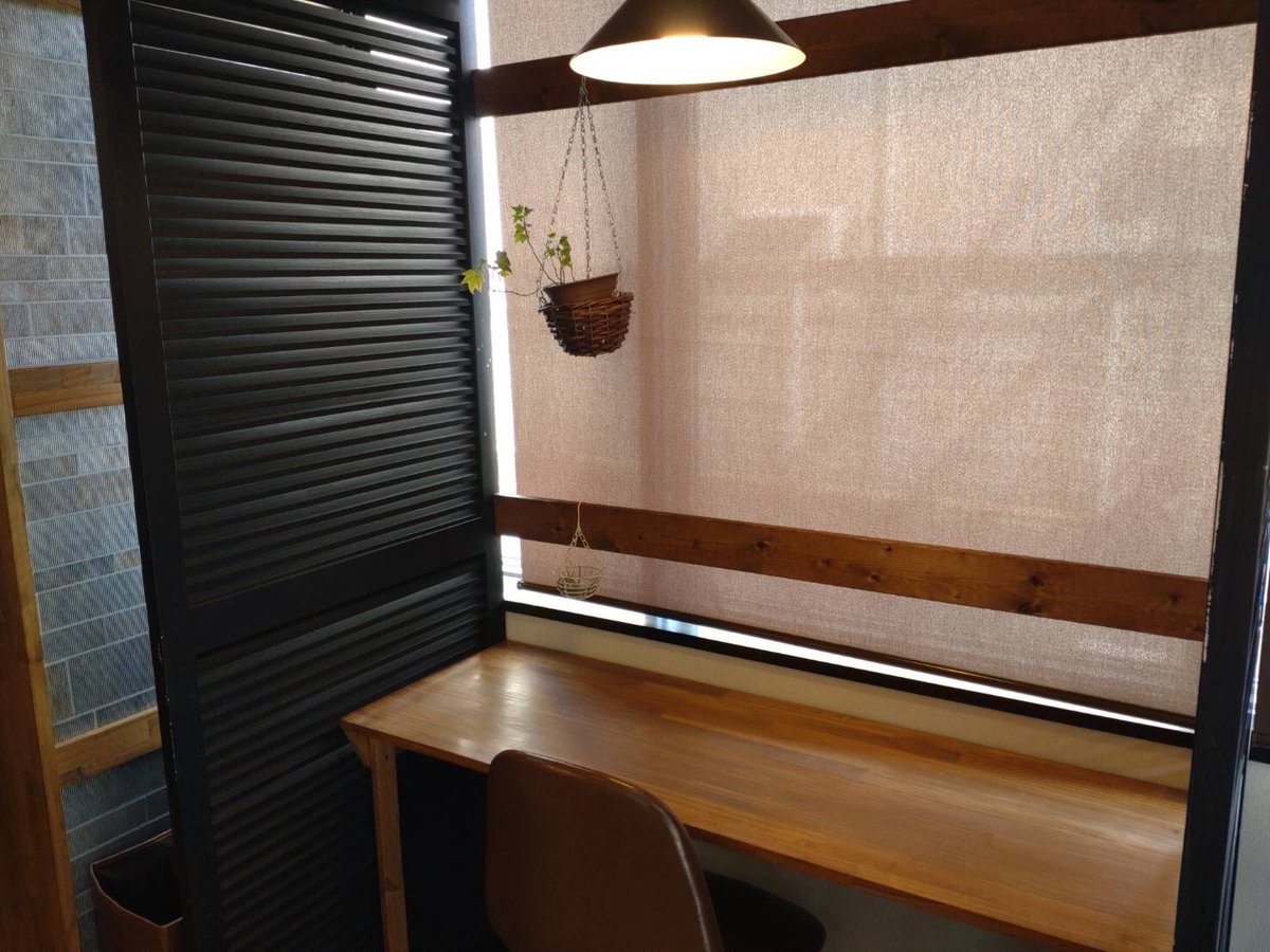 Coffee_tree_mh's tweet photo. 本日もご来店ありがとうございました🍪
冷たい風が吹いてまた寒くなっていますね❄️暖かくしてお過ごしください☕️

次の営業日は14日(土)です🥤よろしくお願いいたします🌳
#カフェ #自家焙煎珈琲 #京王八王子駅徒歩7分 #観葉植物 #アイビー https://t.co/eaZHkQ0z95