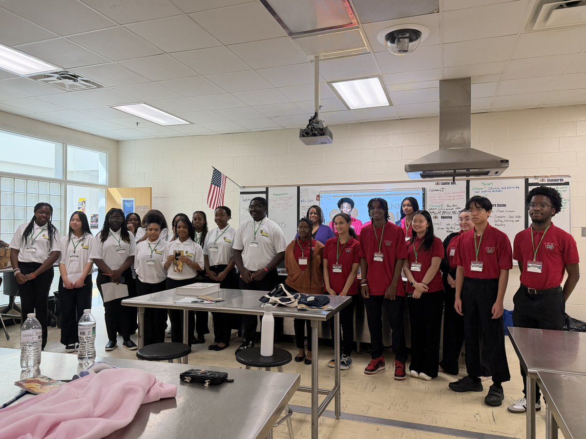 Venita Holloway tweet media