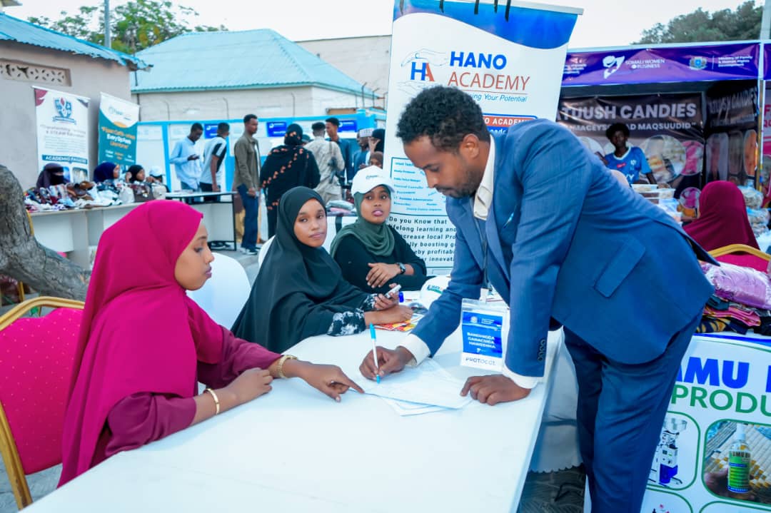 Hano Academy tweet media