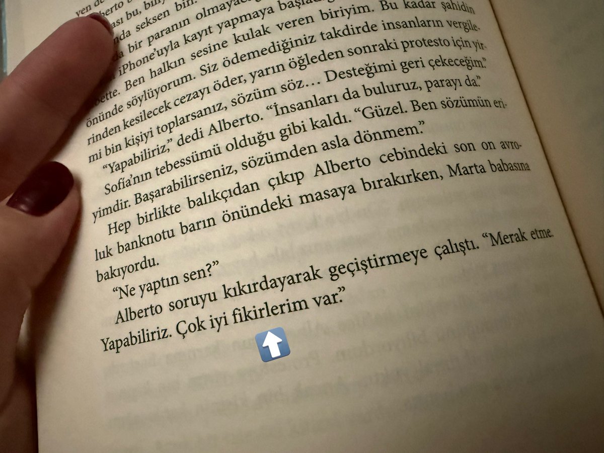 busrakarya's tweet photo. matt haig’in kitabında karşıma çıkan gibi dizisinden bir kesit https://t.co/NqWL89G9MY