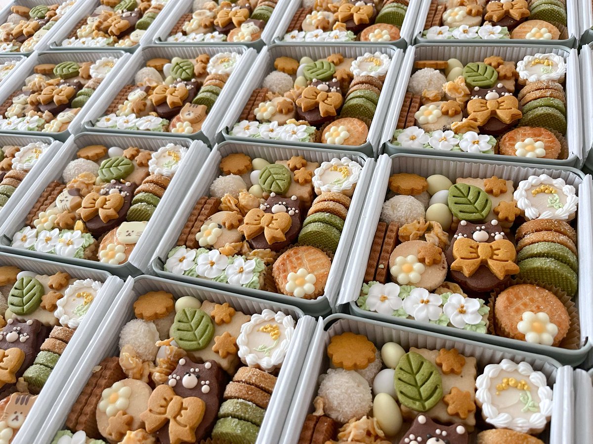 🌼3月プレゼント企画🌼

抽選で1名様に、ミモザ缶をプレゼントします♡

期間🍪　3/13 24:00まで
応募🍪　フォロー&amp;RT(リポスト)
賞味期限🍪　発送日から20日
発送🍪　3月末頃

フレーバーはこちら🍪
acocookies.base.shop

他小分けクッキーなども、販売中です！
#ミモザの日