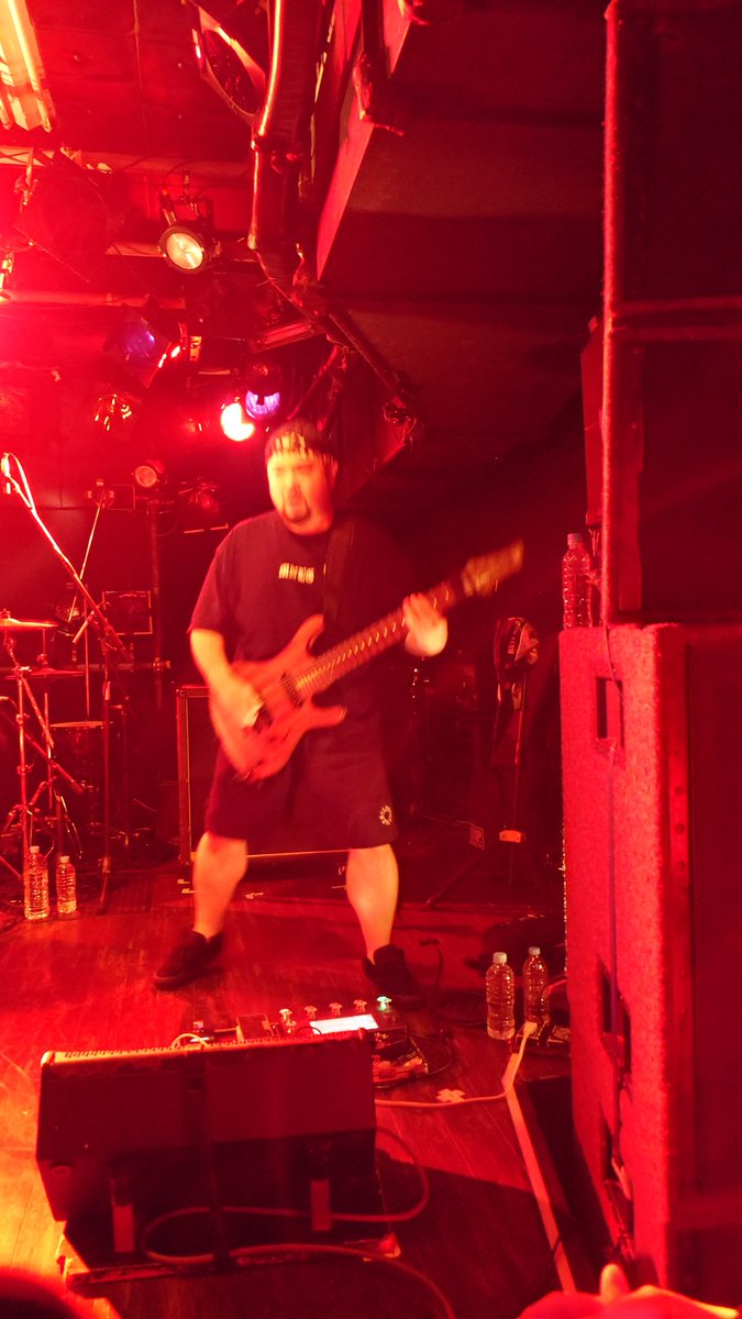 D_Atsuuuuuuuu69's tweet image. 馬ちゃんに誘って貰ったので…
Baysisに、T.C.Lを観に行ってきたぜ！！
凄いバンドだなー
相変わらずカッコ良かったです！！

マイナーリーグも、めちゃ盛り上がって、素晴らしいライブだった…

最高だったなー

しっかし人が多くて、ベイシスがパンパンだったよー

浅野忠信、恐るべし…ｗ

#TCL