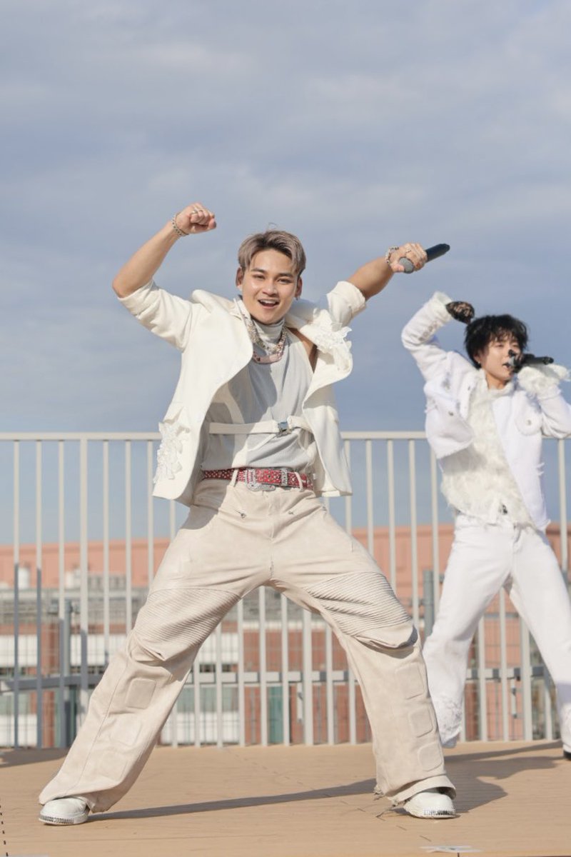 suibun119's tweet image. めっちゃ躍動感🎶
太陽光の下がと〜っても似合うね❣️
@横浜ワールドポーターズ0307

#SevenDeuce #セブデュ  #リレイズ #bombomチャレンジ #Kaito