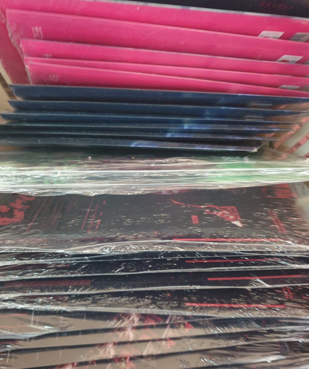 hngvrr1's tweet photo. 제베원 미니 4집 5집 미개봉 앨범 양도 

4집 디지팩 0.25 제로즈 0.1 포토북 0.3
5집 디지팩 0.25 제로즈 0.1 

zb1 zerobaseone 제로베이스원  ZEROBASEONE BLUE PARADISE unopened album 성한빈 김지웅 장하오 석매튜 김태래 리키 김규빈 박건욱 한유진 sell https://t.co/qsODgxheip