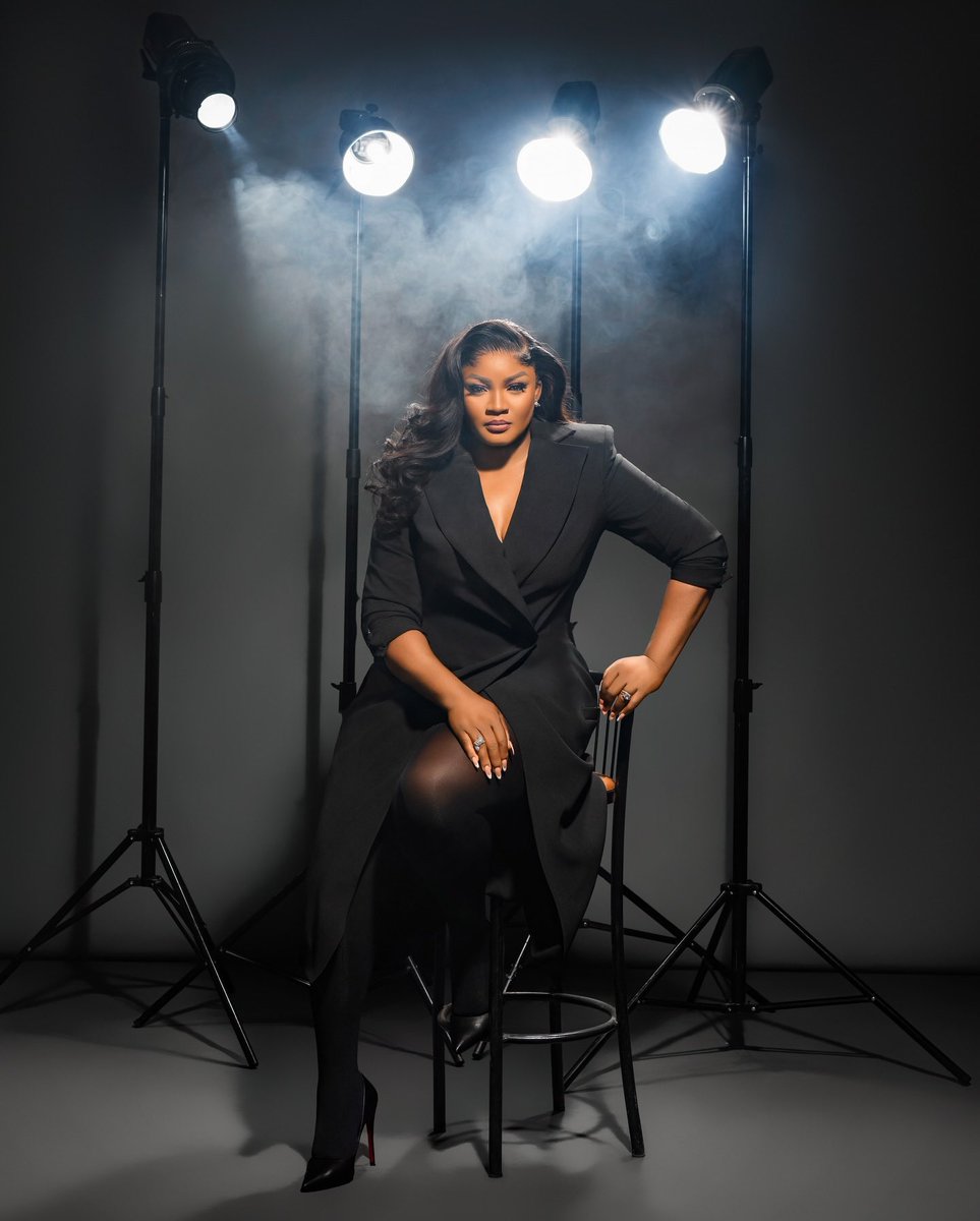Realomosexy's tweet photo. They said there’s a definition for a woman; I asked set by who? 
They said a woman can’t do it that way; I asked why? 
They said a woman can’t have it all; I said says who? 
They said if it’s a woman she has to be … I said Hang on, i gave them the Word! … POWERFUL.  

Happy International Women’s Day!