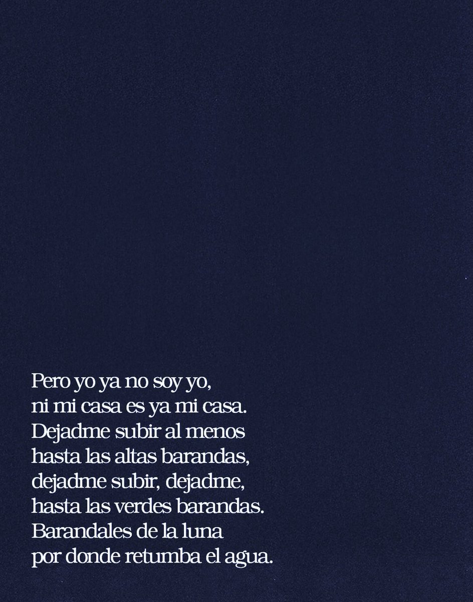 alwaysyoumimi's tweet photo. El concepto d toda la gira es precioso 😭 tenía muchas ganas de saber cuál sería y me encantan todas las referencias el poema de Federico está muy ligado a lo q decía en el docu y todas las fotos y todo es perfecto 💌🫂 https://t.co/ZVavKlk0pV