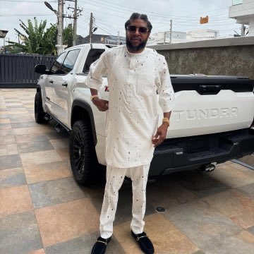 MR m$ney💰💸 tweet media