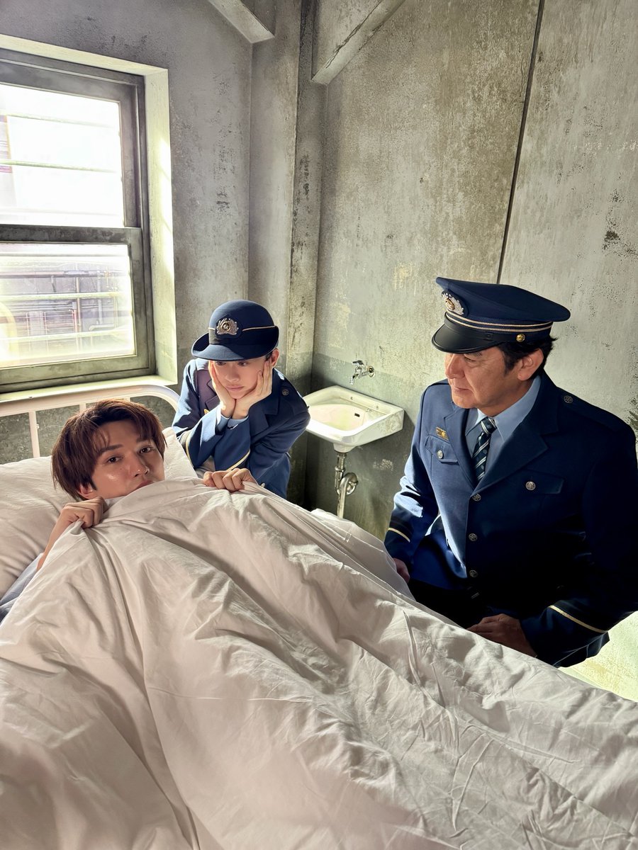 punchdrunk_ntv's tweet photo. #パンチドランクウーマン
第7話ご視聴ありがとうございました！

怜治の傷を心配して見にきたこずえ🩹
本編ではありえないけど
小柳さんも見守ってくれています！笑

TVerにて第7話無料配信中✨
https://t.co/82ZEUnQ4zn

【第8話】𝟑月𝟏𝟓日(日)よる𝟏𝟎:𝟑𝟎
篠原涼子
ジェシー(SixTONES) 
宇梶剛士 https://t.co/SqQDfEWdSV