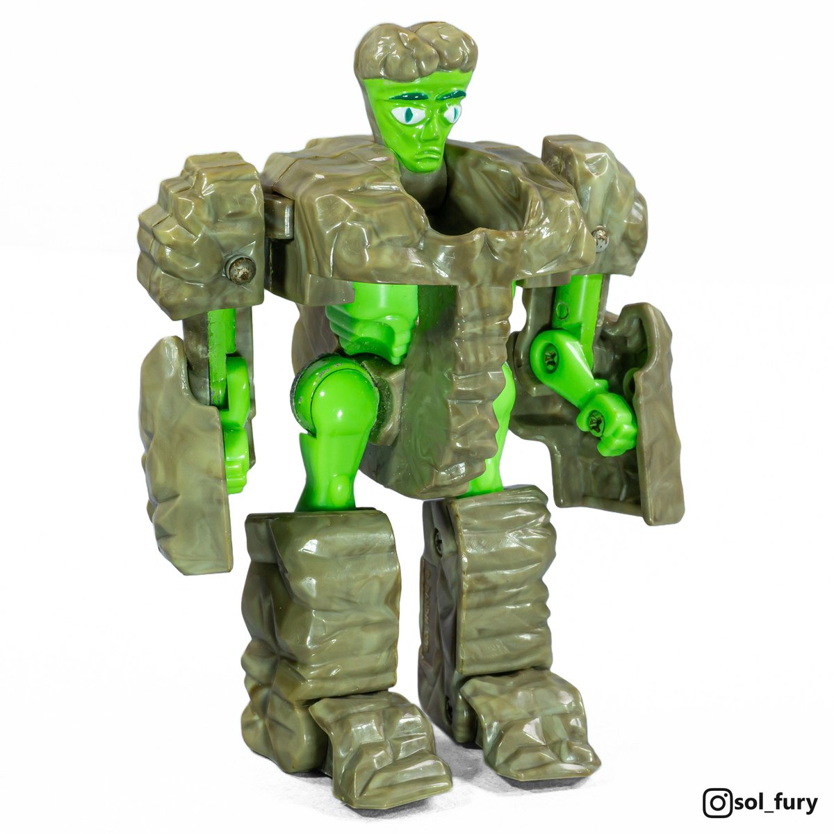 Sol Fury - Transformer of the Day tweet media