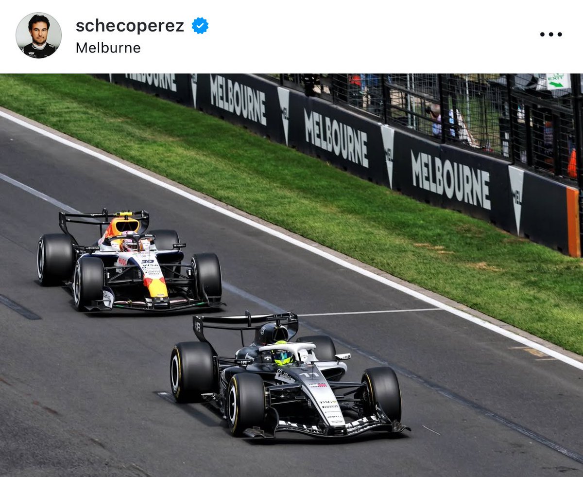 subió a su photo dump una foto delante de lawson jajajajajajajaja te amo checo, eres exactamente quien crees que eres