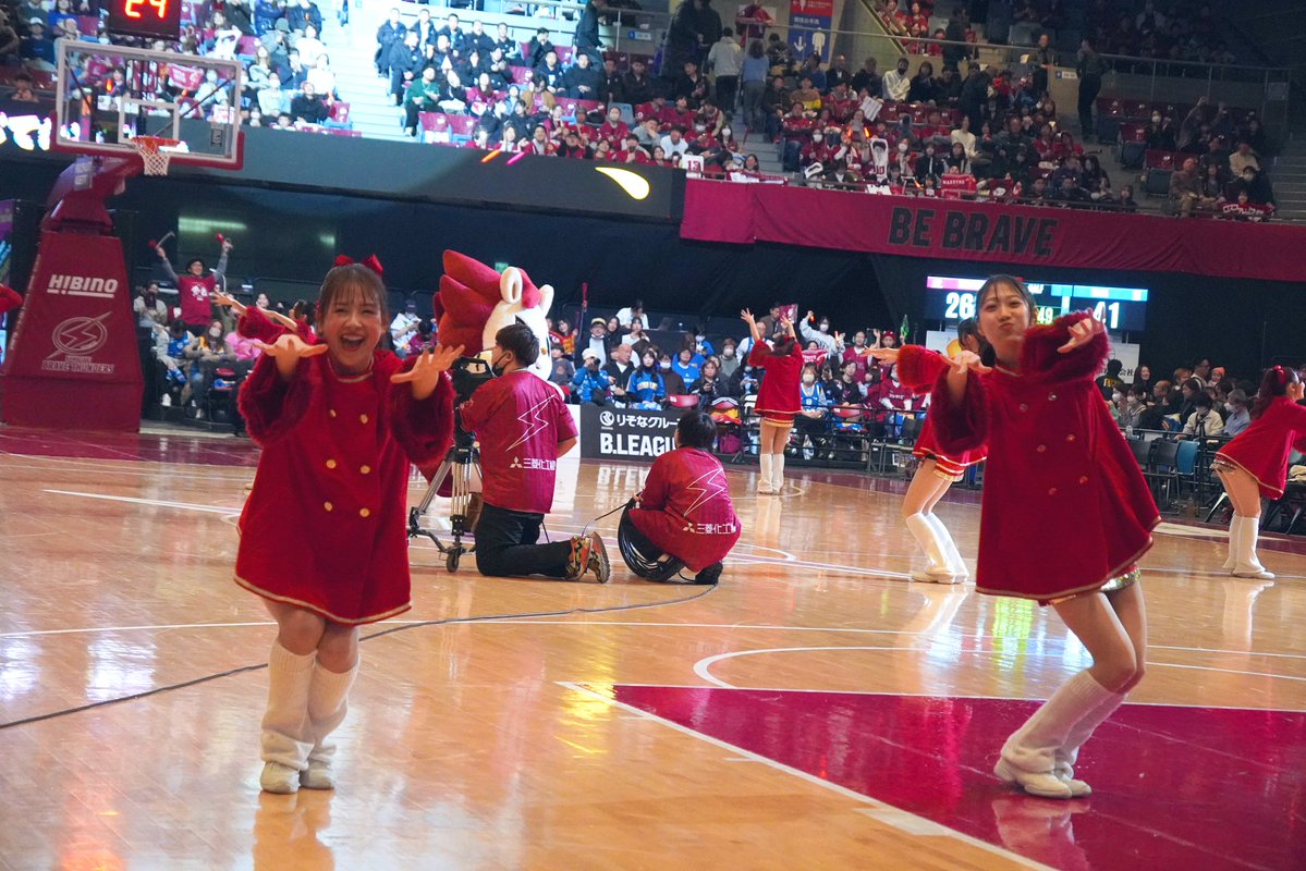 am_n2427's tweet image. AYAちゃんとKONOHAちゃんから
ビリビリ⚡️くらった🫣💓

#AYA ちゃん🌈
#KONOHA ちゃん🌈
#IRIS
#川崎ブレイブサンダース