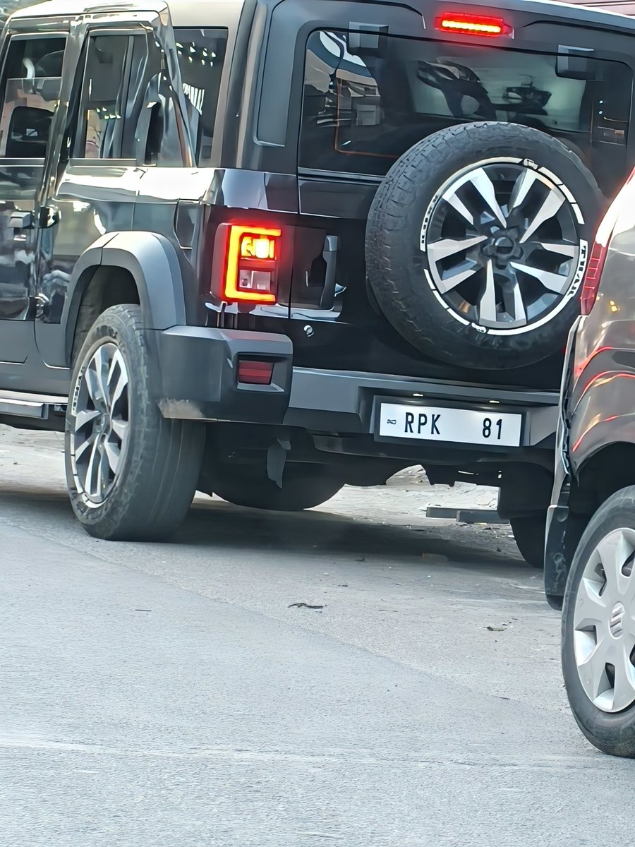 Supreet_gupta's tweet photo. Hey @ghaziabadtrp &amp; @uptrafficpolice, spotted several vehicles with non-standard/strange number plates across the city. Are these legal under RTO rules? If not, please look into this and take necessary action to ensure road safety and compliance. 🙏 @myogiadityanath @UPPolice #l https://t.co/oeG9HVaGCB