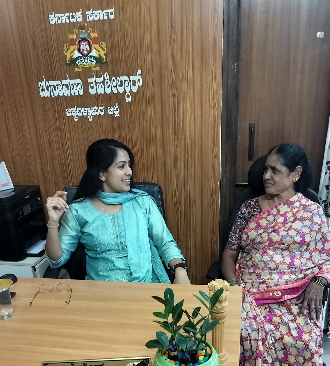 ShwethaKAS's tweet photo. To the strongest woman I know my mom.
Your sacrifices were the roots, your love was the sunlight, and because of you I continue to grow. Happy Women’s Day.

#happyWomensDay2026 #NariShakti #mom https://t.co/RNNuyIlRKi