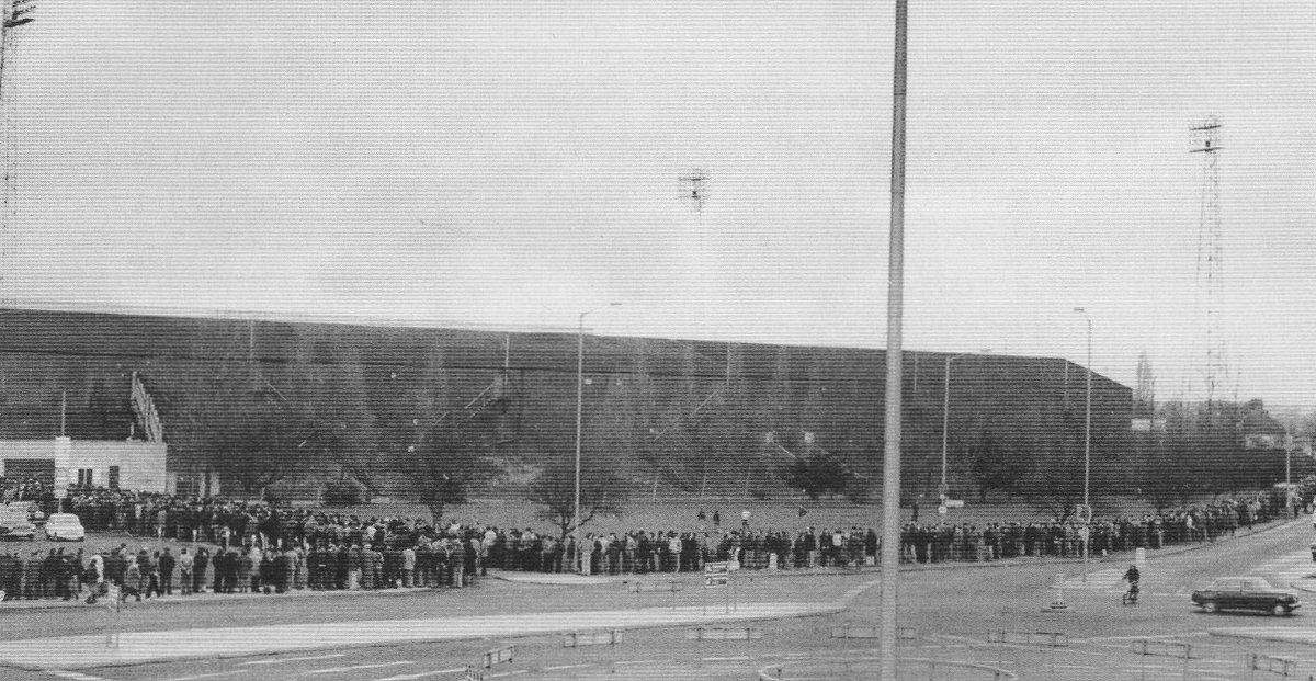 Happiness is 40-38 tweet media