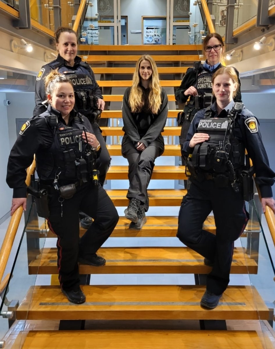 Christopher Knoll tweet media