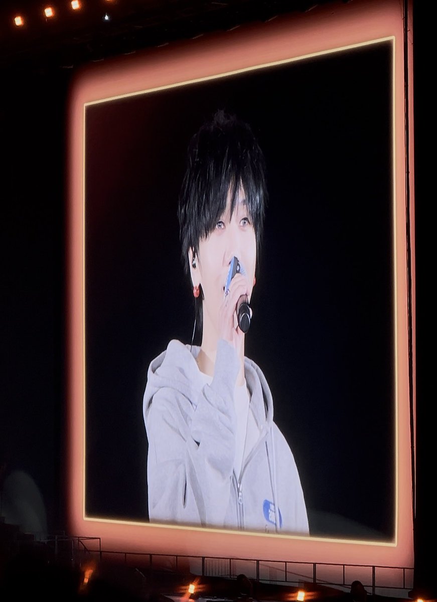 kelly 켈리 tweet media