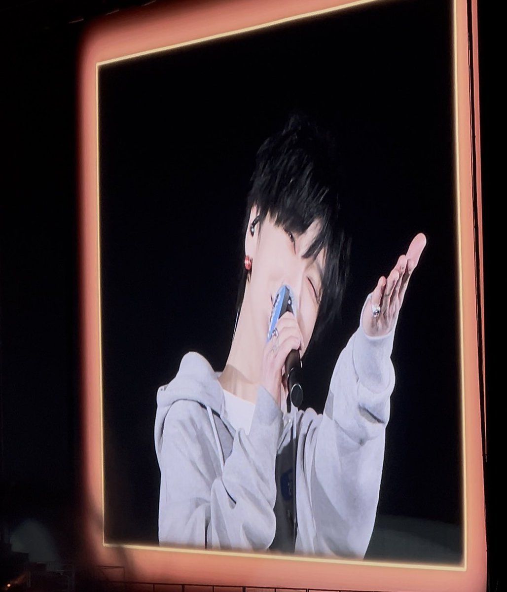 kelly 켈리 tweet media