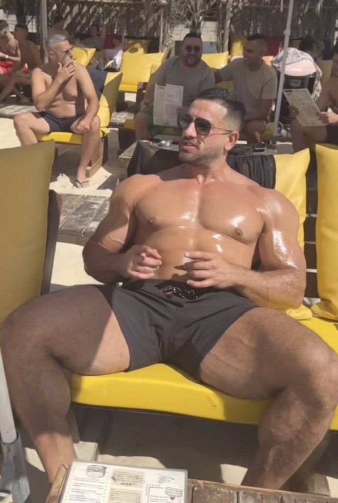 Gents archives tweet media