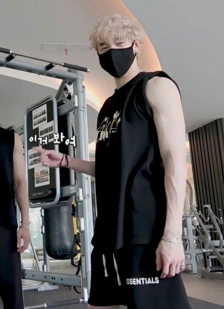 BangChanOF97's tweet photo. Nothing like a good workout pump, to get me real horny and ready to relieve myself after 💪😉

#skznsfw #nsfwskz #kpopnsfw #nsfwtwt #bangchan #kpop #bangchannsfw #nsfwbangchan https://t.co/UkXqSX4APo