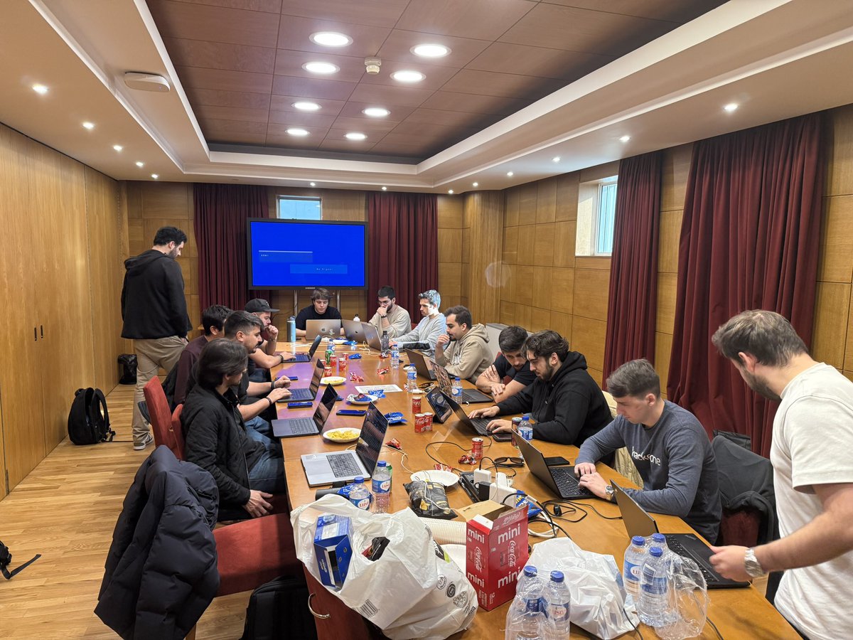 Valerio Brussani tweet media