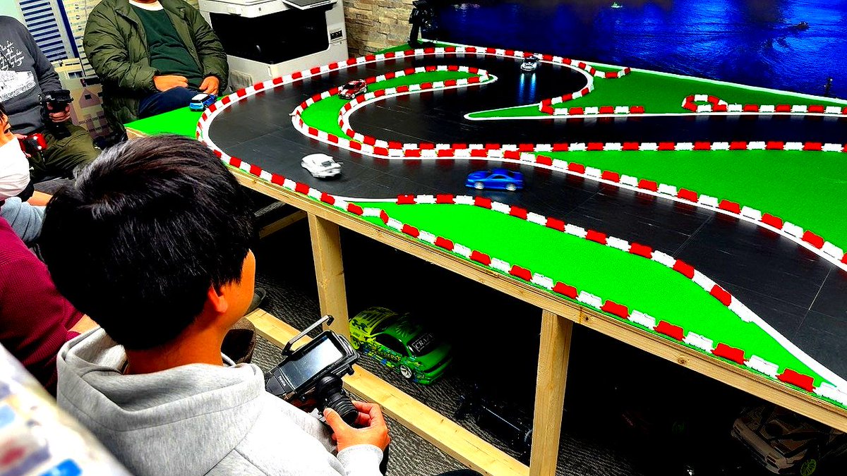 warucircuit's tweet image. 出来立てホヤホヤな
MRDコース
今日は大盛況！
グリップのミニッツや
1/10ラジドリに比べたら
全然まだまだ少ないケド
徐々に興味持ってくれる人が
増えて行けばイイなって。。

#MRD 
#ミニッツドリフト
#WARUサーキット
#ワルサーキット
#エンジョイスマイル
#DDLABO