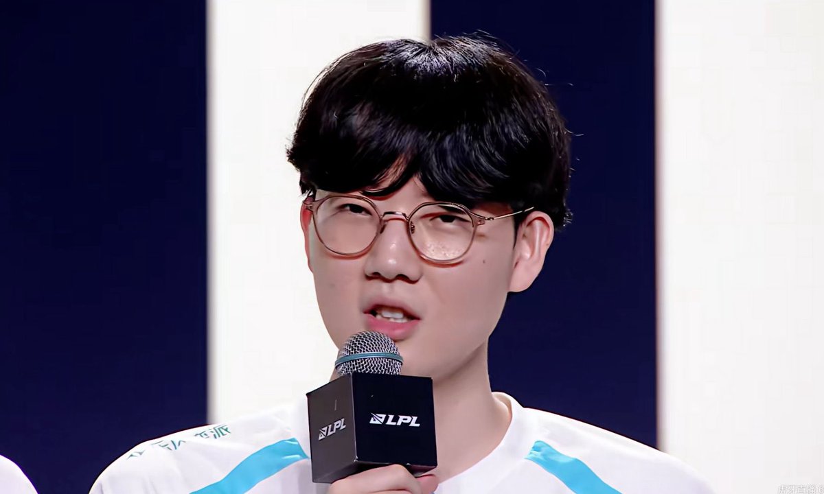 proudesthlefan's tweet photo. 🐍: When I first came, I didn’t play very well. But we worked hard together to get the results we have today! My goal is to win back to back championships, so I’ll win this year’s FST too! https://t.co/MCwR8kO1nF