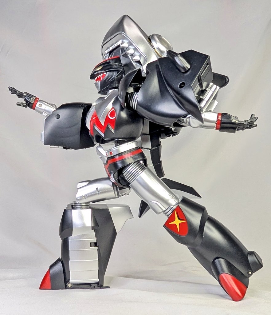 TJXB 002 シャークラーっぽい人も来てるよ‼️🦈 当時品高いからよｫ