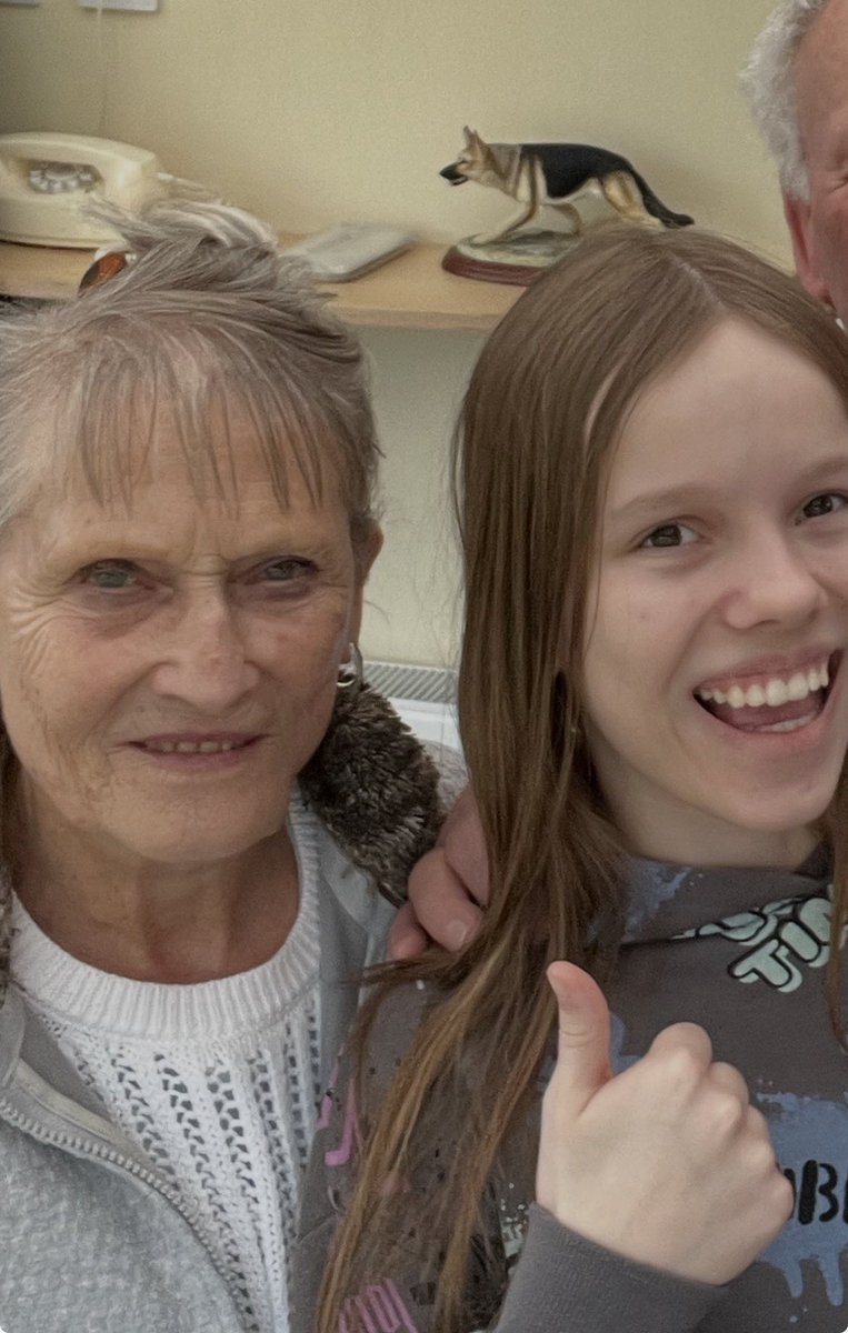 I want to go to space tweet media