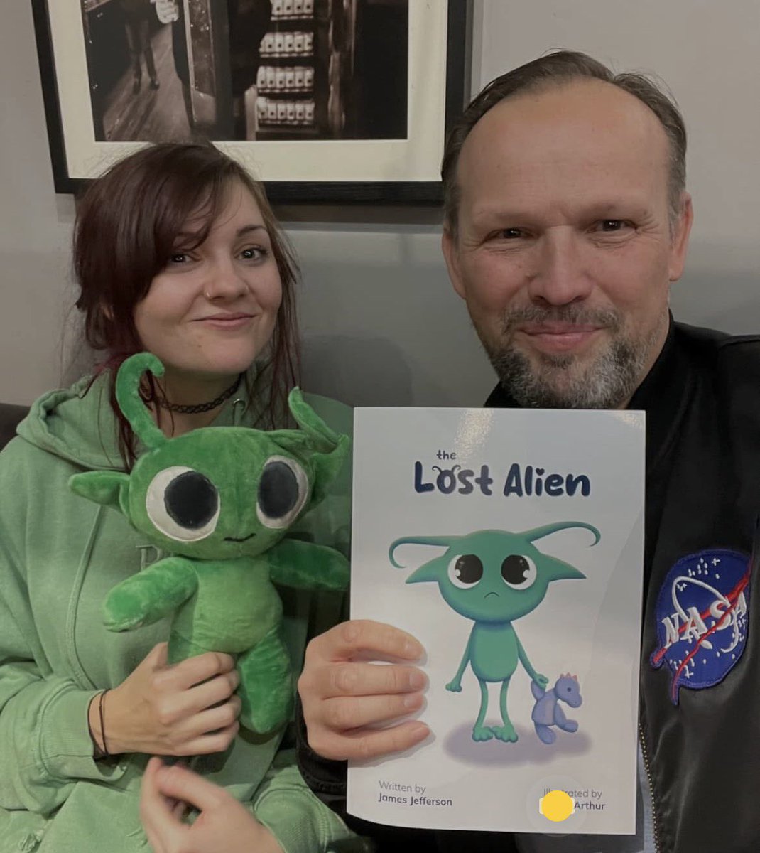 I want to go to space tweet media