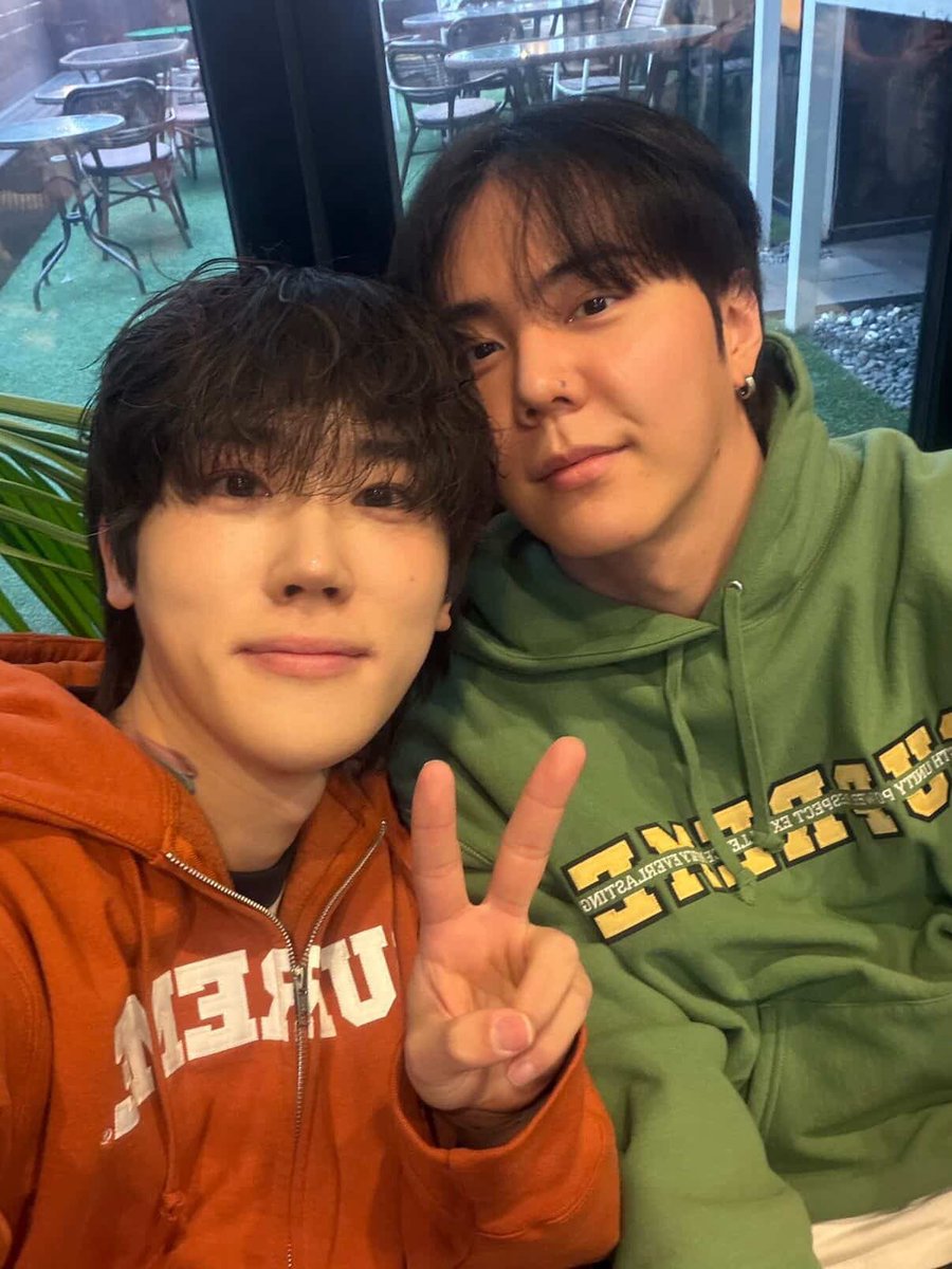 이쪽으로와 tweet media