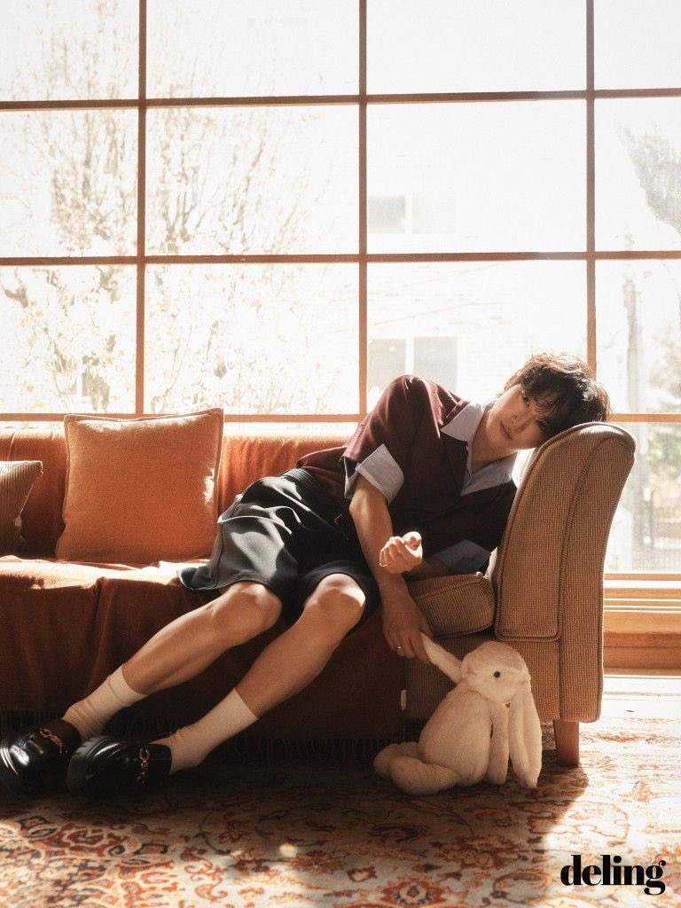 hmmz7__'s tweet photo. 두번째컷에
토끼 손 잡고있는게 존나킥이네
#면토끼붐업 https://t.co/IAeEVqV7dL