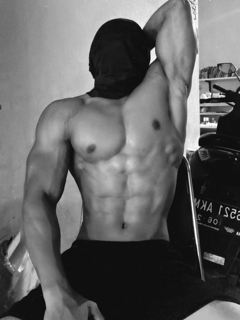 bukalakap's tweet photo. Minimal segini lah. Manifest 😌 https://t.co/CTsh6RK5FL