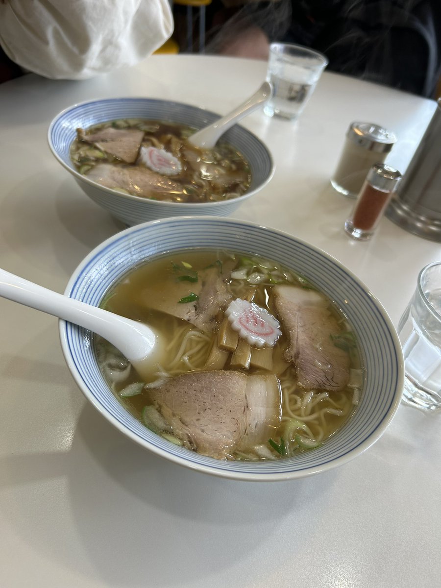 aaa_mi_1's tweet photo. 白馬八方尾根スキー場行ってきました！
あいにくの雪でなかなか滑れませんでした...来週リベンジです😭 https://t.co/oRU6yJnz47
