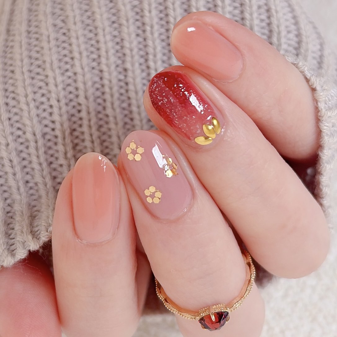 スキューズミーの新色ストロベリーレッドとピュアライチを使っていちご