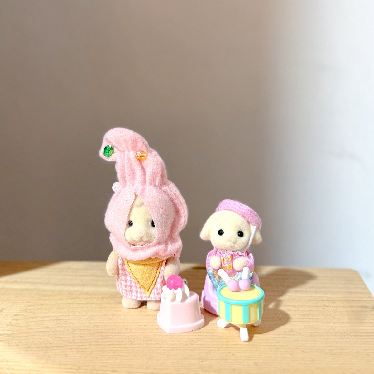 nezcessities's tweet photo. 🛒 ꒰ wts lfb ufs sylvanian families ph 𐚱꒱・:*三

      ☁️ Ghost Set ₱2800 .ᐟ 
      ☁️ Pink Set ₱1150 .ᐟ 

       » bought from mercari
       » x sensi, x impatient
       » mop: gcash/bpi
       » mod: jnt/sdd
       » loc. mkt
       » reply/dm to claim ☻ https://t.co/MsLm5NVZSD