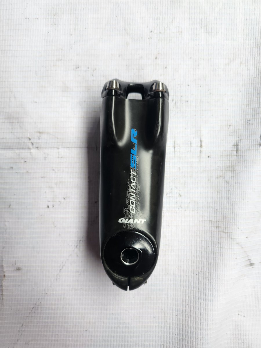 Islan Hata tweet media