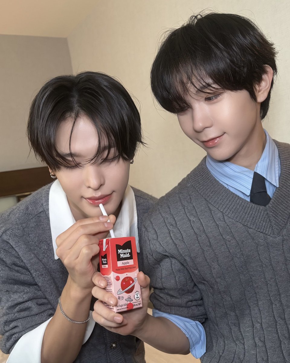 사과주스가 진짜 스포관련 된거긴 한가봨ㅋㅋㅋㅋㅋㅋㅋㅋ