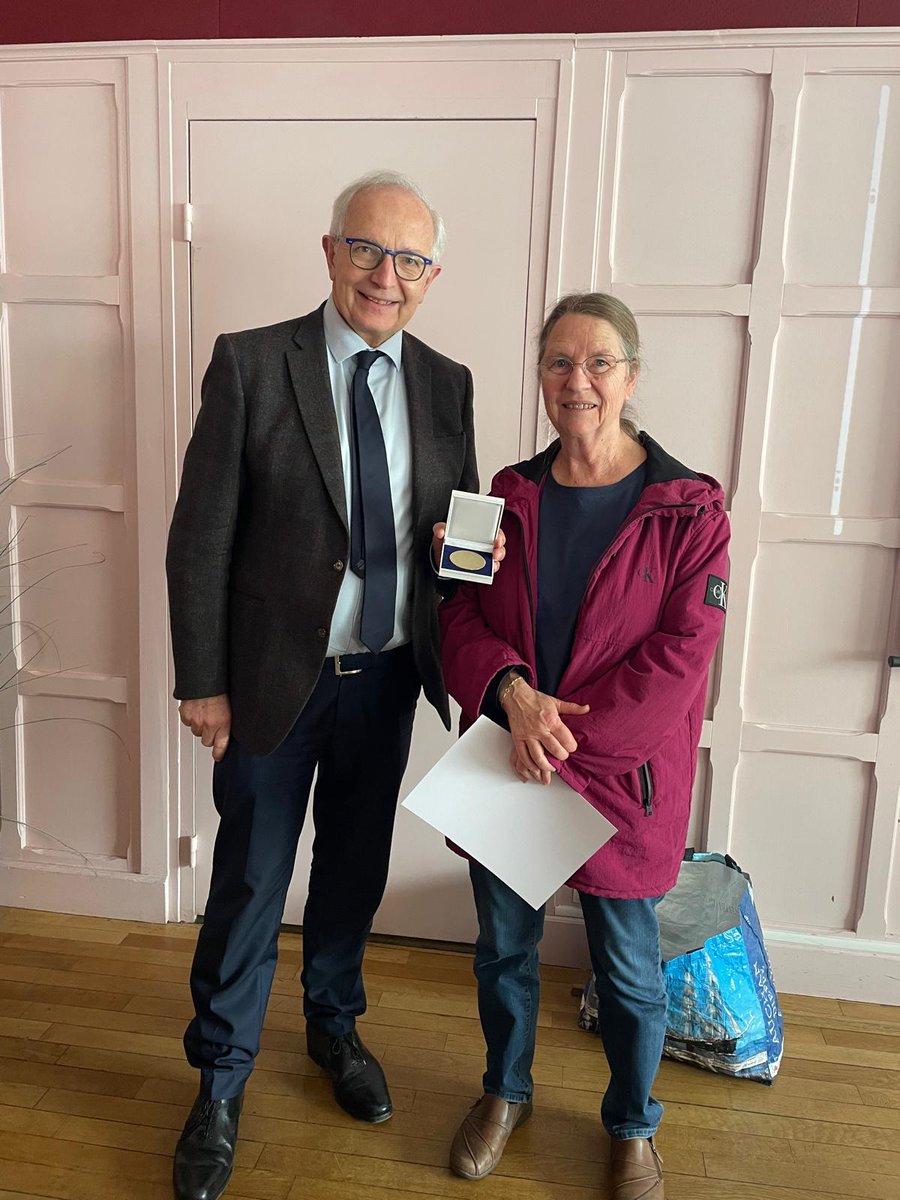 Eric de Valroger tweet media