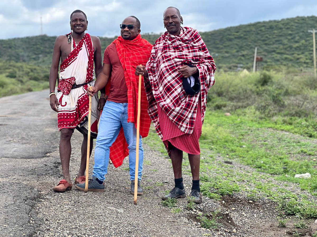 Ma†e †ongola tweet media