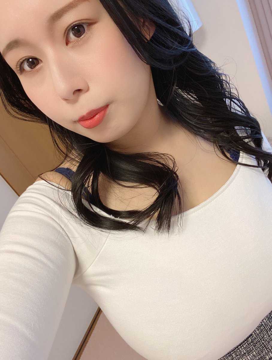 塚田しおり tweet media