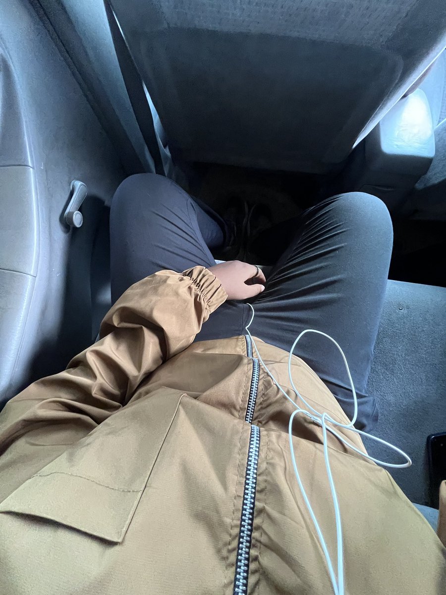 Southen_😼 tweet media