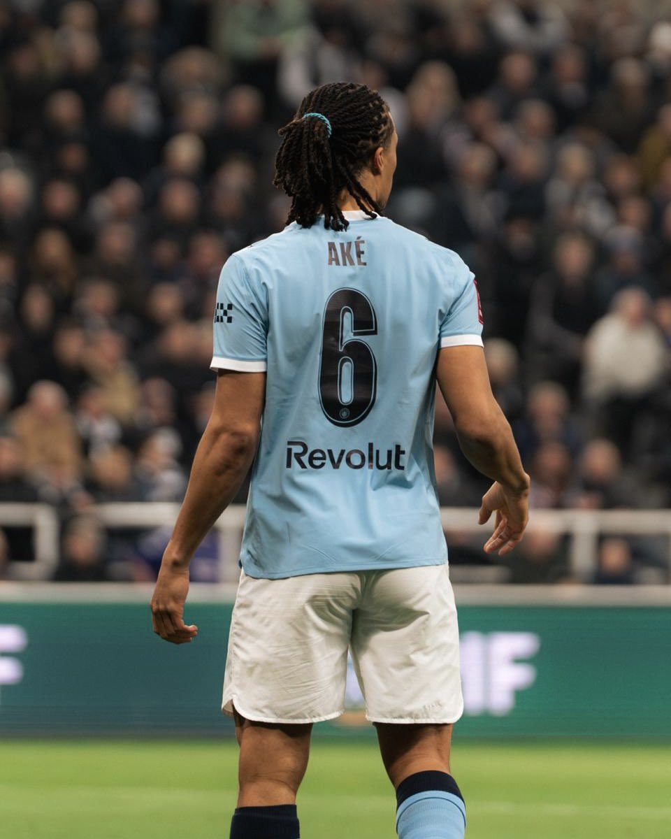 Nathan Aké tweet media