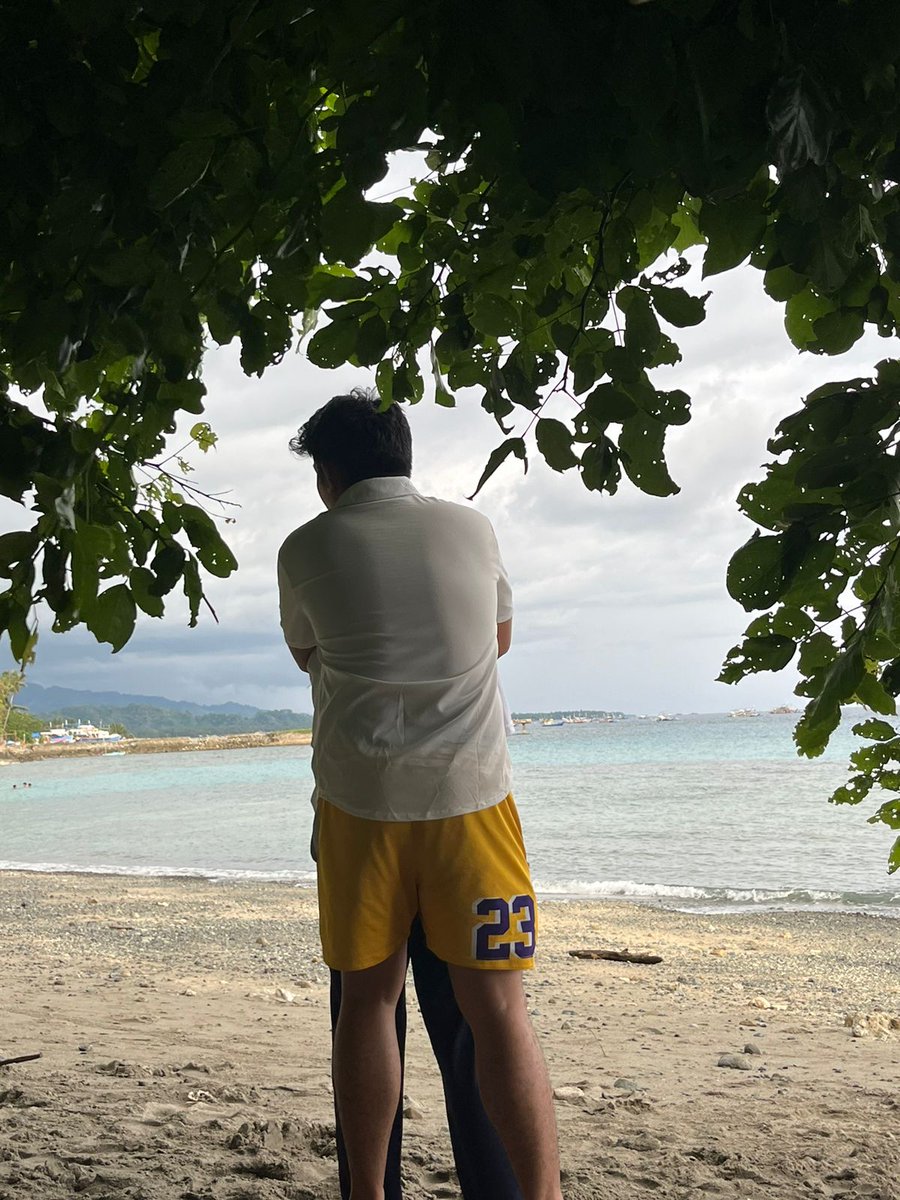 _nottwinks's tweet photo. A little appreciation post for my man. We had an argument the other night and went to sleep with a little heaviness in our hearts. But before that, we had already planned to go to Tuka to relax and take some pictures. I honestly thought he wouldn’t talk to me because he wasn’t — https://t.co/QK8vrlNfg3