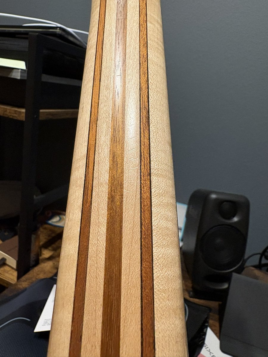 りきまる tweet media