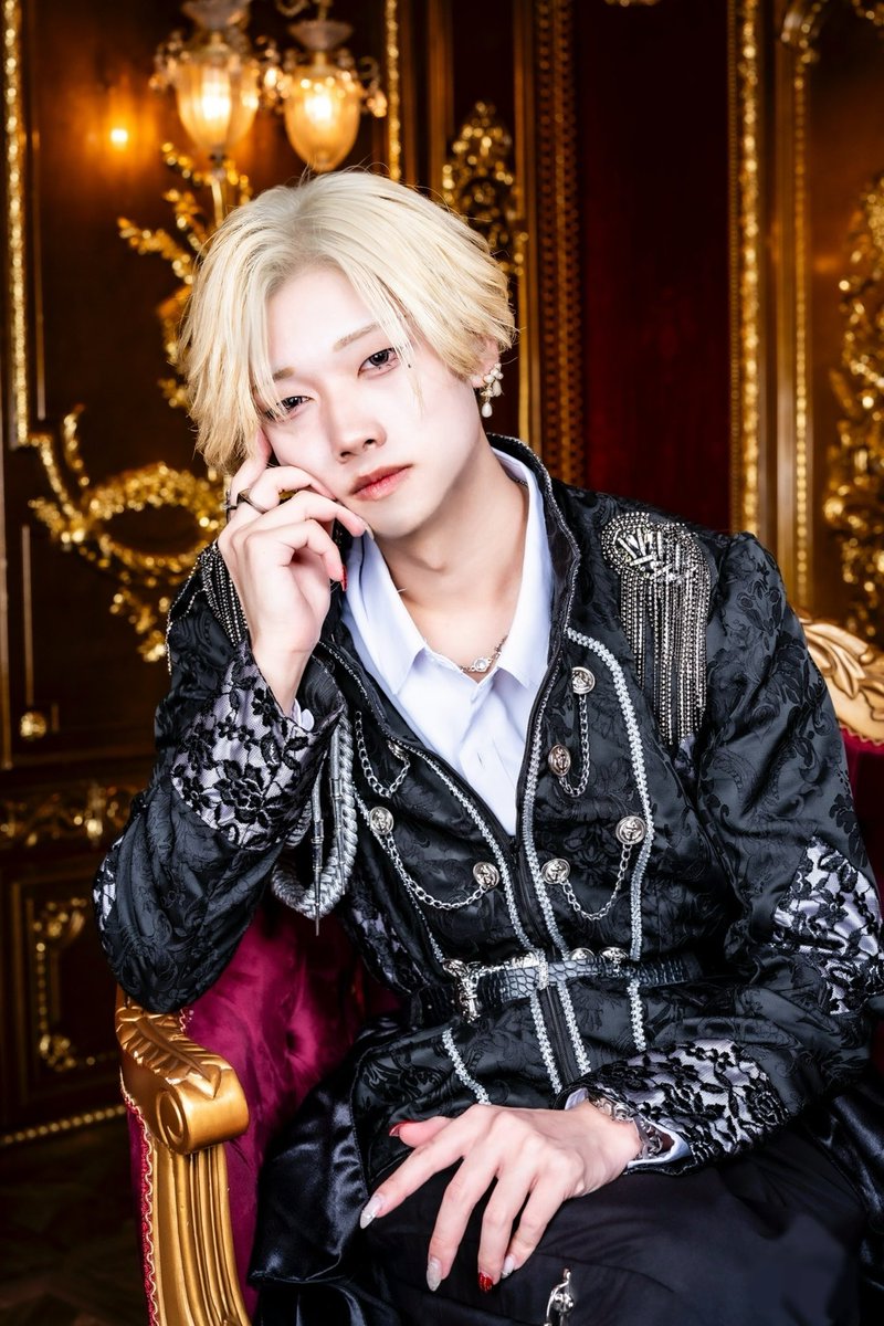 ❘✦ ━━━━━✦❘༻༺❘✦━━━━━✦❘༻ ━━⚜️ロロプリンスNew