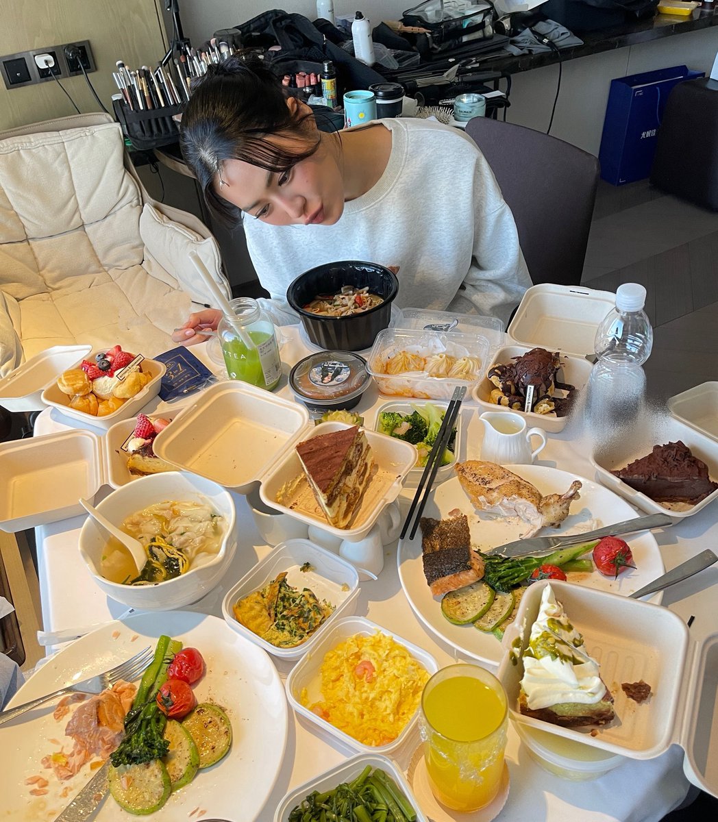 LingOrm CH3 Official tweet media