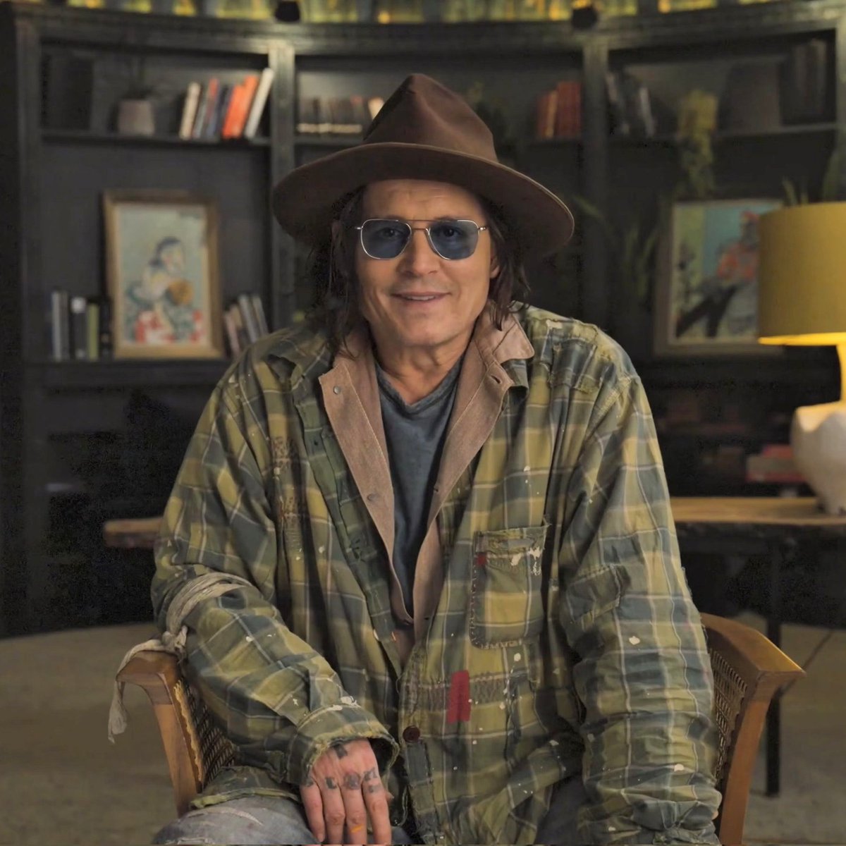 viarest☆ tweet media