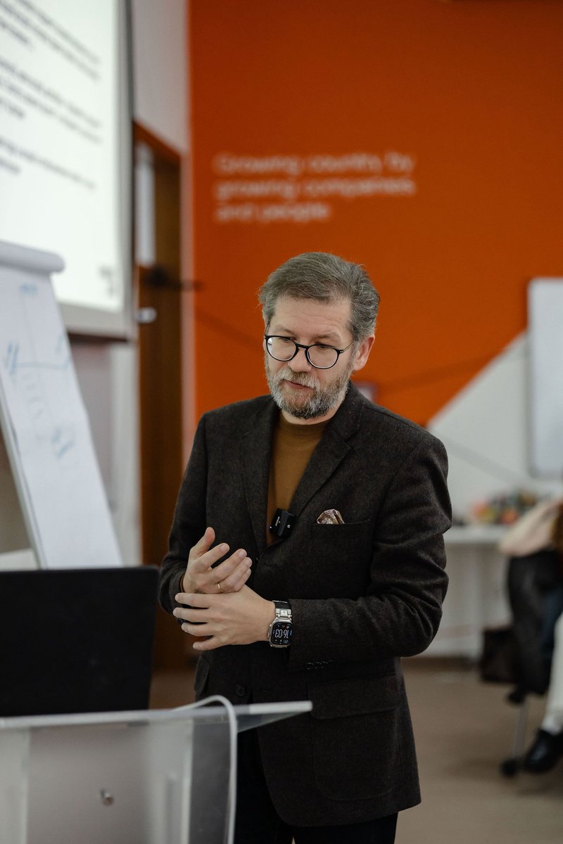 трек, що не вивозить tweet media